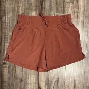 All In Motion Woven 4” Shorts